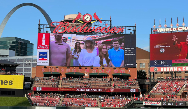 St. Louis Cardinals organization announces timeline for full capacity at Busch  Stadium